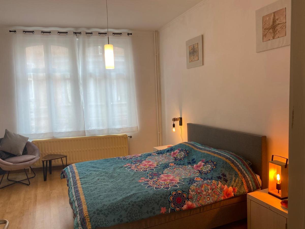 דינאן Vikarti Stay, A Lovely House With Incredible View מראה חיצוני תמונה