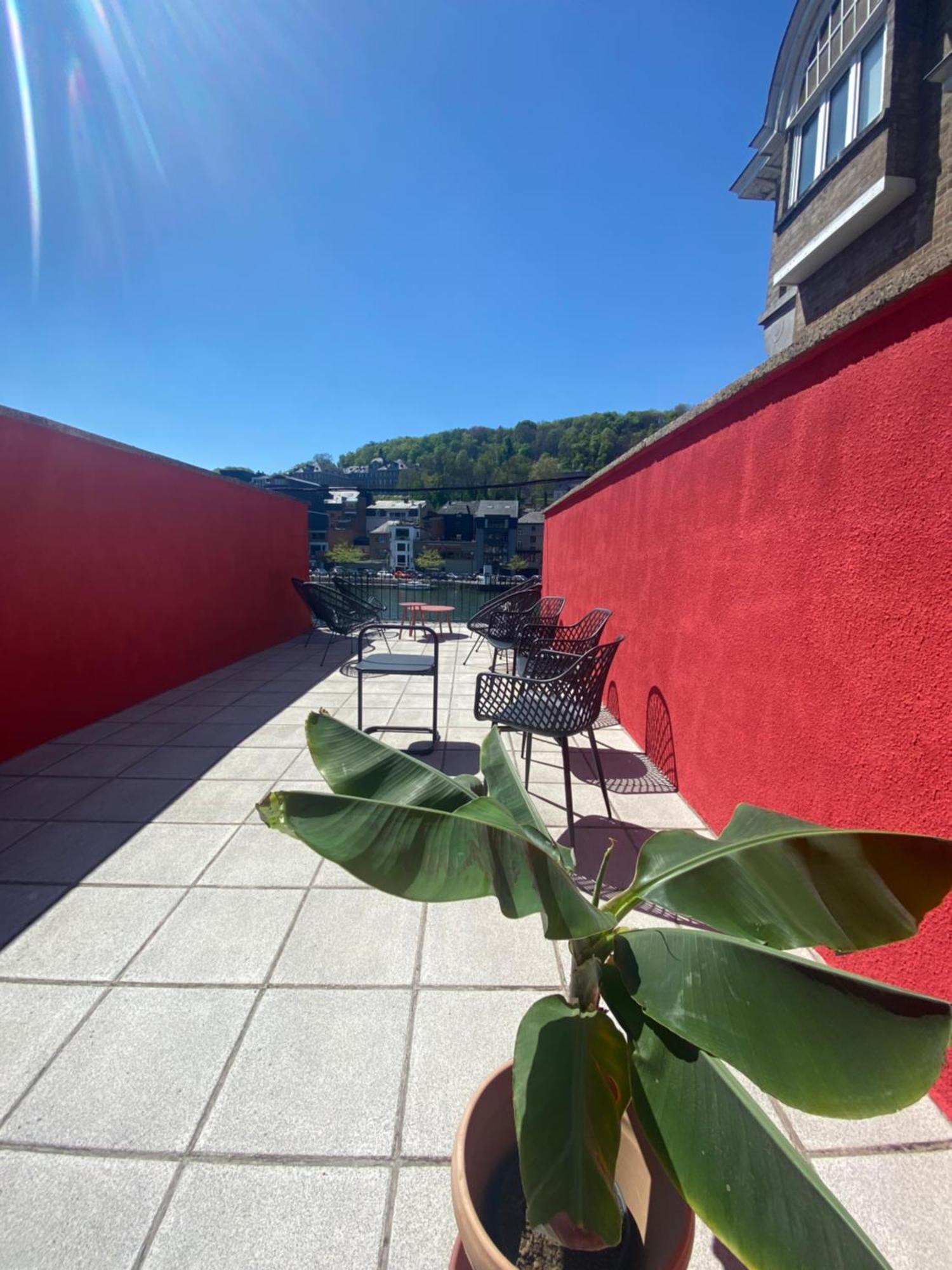 דינאן Vikarti Stay, A Lovely House With Incredible View מראה חיצוני תמונה